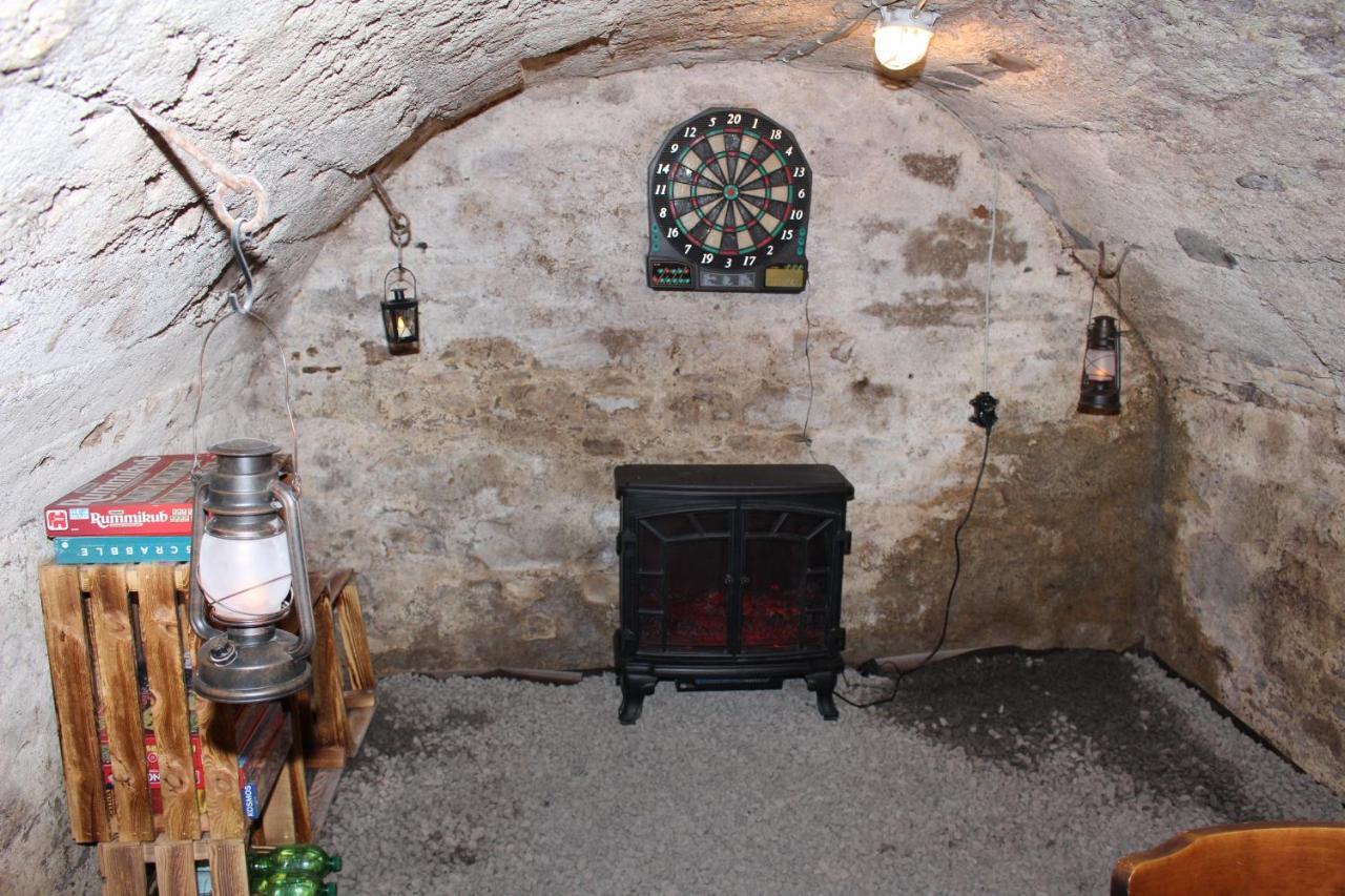 Ferienhaus Eifelstuben Mit Charme - Bauernstube Vulkaneifel - Naehe See Und Burgruine Ulmen Exterior foto