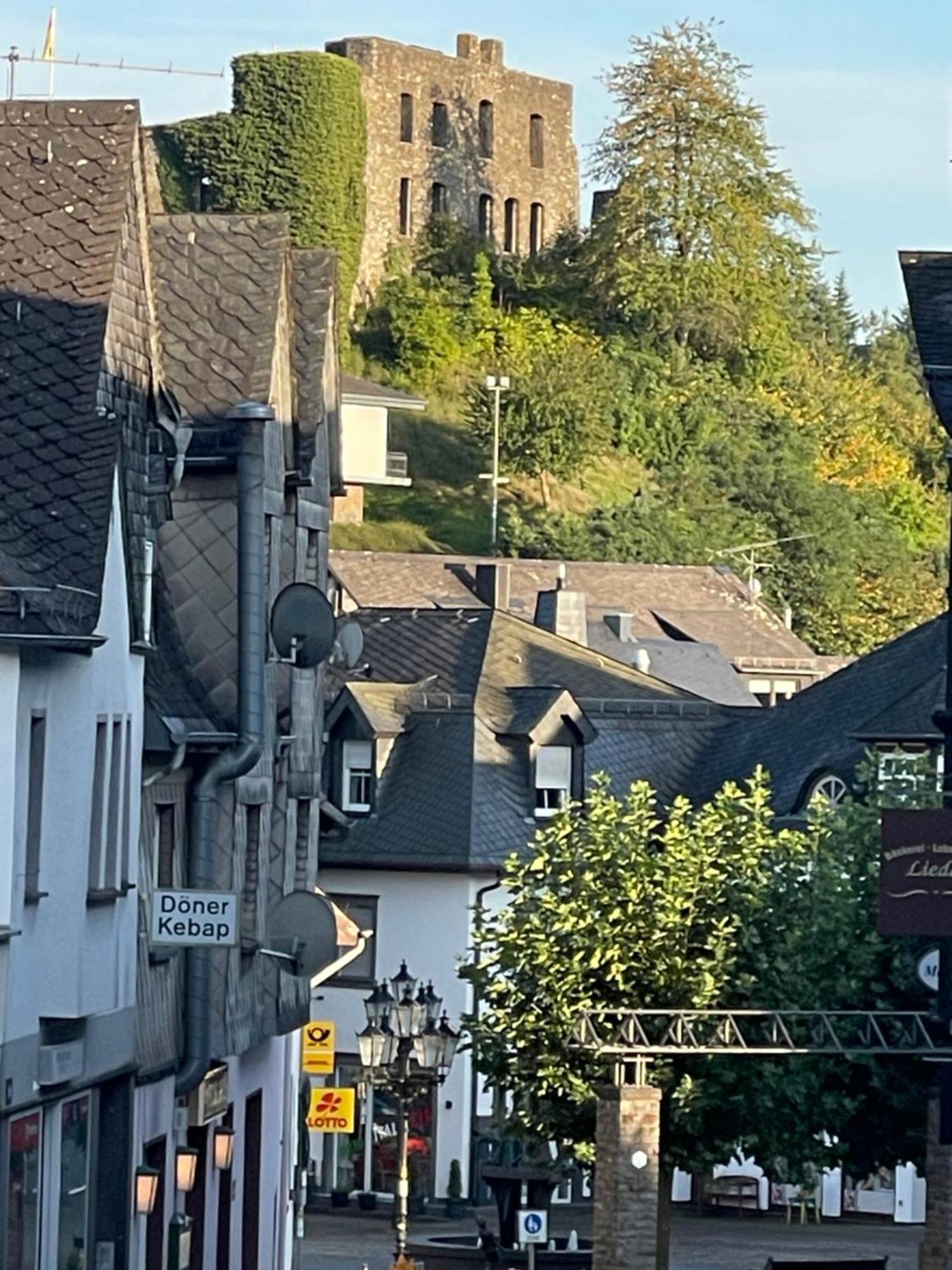 Ferienhaus Eifelstuben Mit Charme - Bauernstube Vulkaneifel - Naehe See Und Burgruine Ulmen Exterior foto